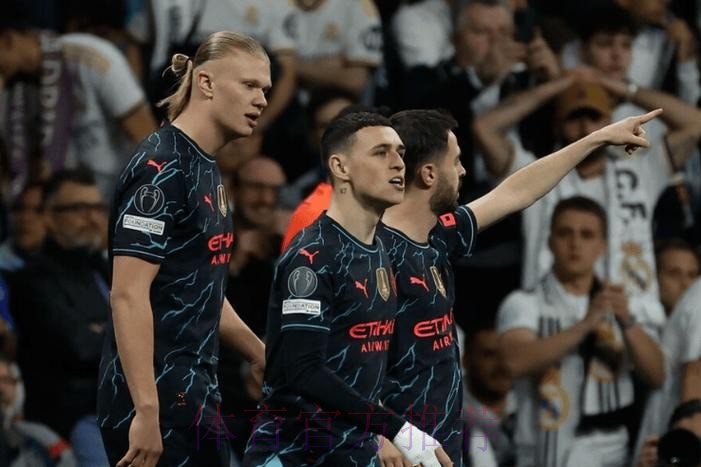 4个月了 皇马7号“复出”!2帅爆瞬间 齐祖猛夸:无私