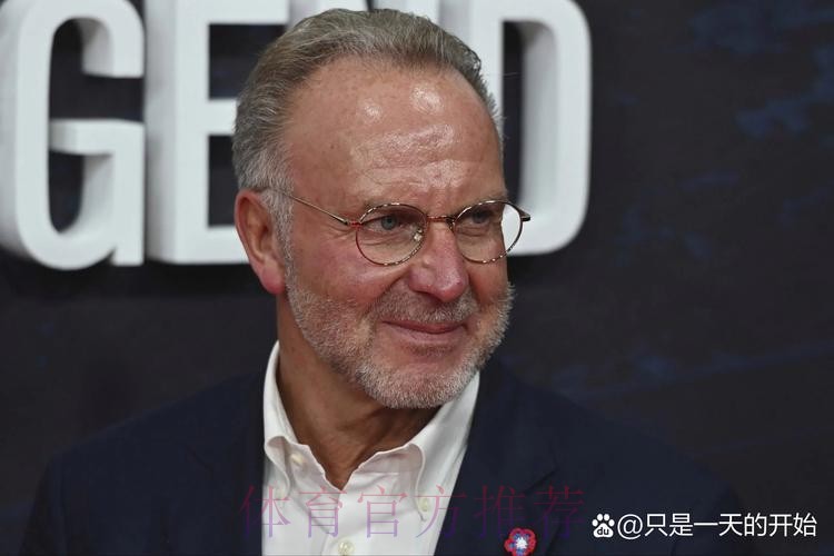 鲁梅尼格：弗洛伦蒂诺没向我问过莱万